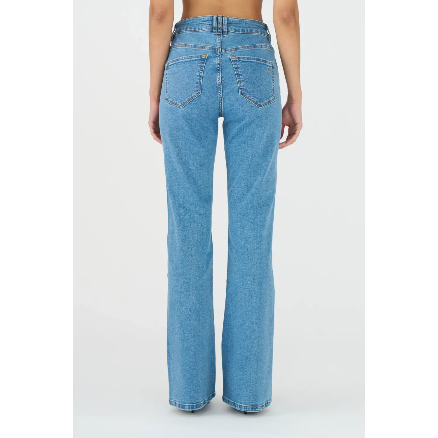 Ivy Copenhagen Tara Flare Jeans Licht Blauw - Afbeelding 3