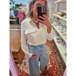 Sisters Point Elsia Kant Blouse Roomwit