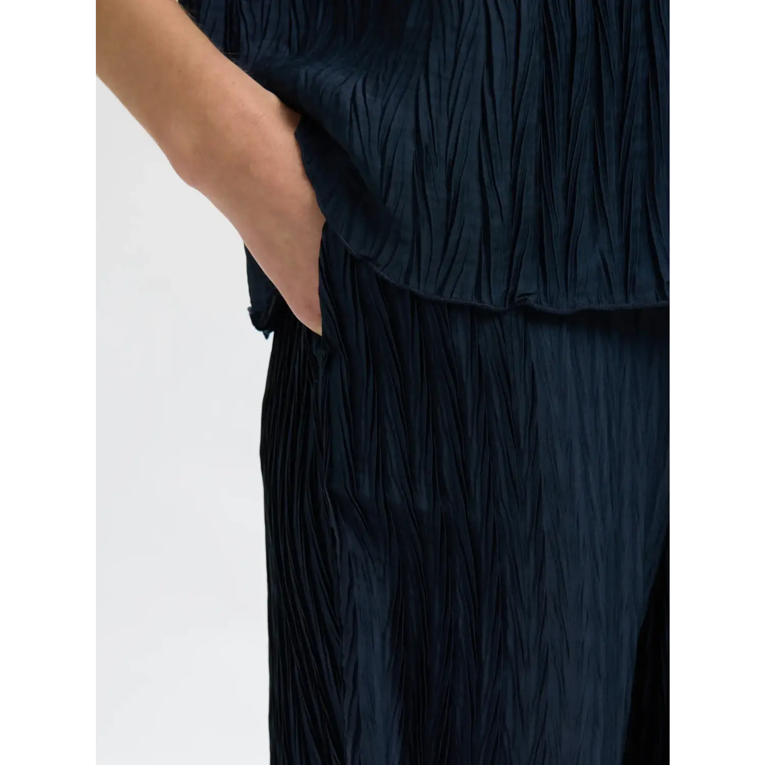 Selected SLFElma Wide Plisse Pants Donker Blauw - Afbeelding 4