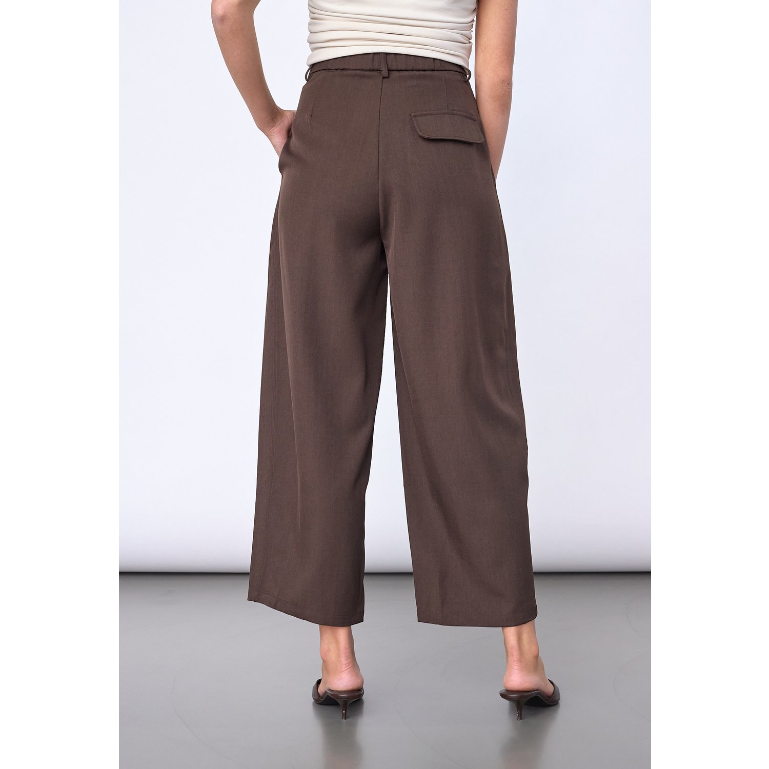 Sisters Point Gaki-PA3 Barrel Pantalon Bruin - Afbeelding 2